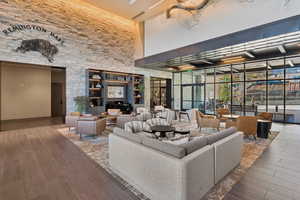 Building lobby with a towering ceiling