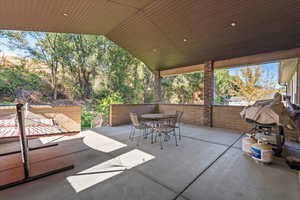 View of patio / terrace with outdoor dining area