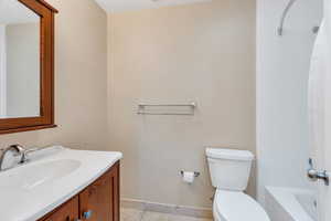 Full main family bathroom