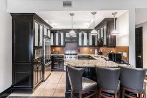 Top of the line appliances, well-appointed kitchen