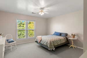 Bedroom 3 with built-in desk