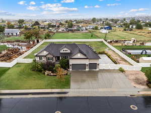 and the freedom of NO HOA!