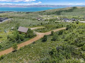 Bird's eye view of a water and mountain view