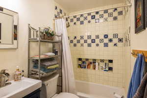 Main level mud room full bathroom