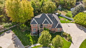 Aerial view of property and surrounding area