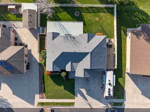 Aerial view of property and surrounding area