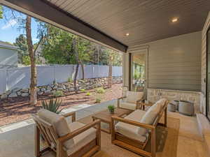 View of patio / terrace featuring outdoor lounge area