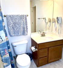 Full Primary Bathroom