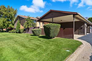 View of home's exterior