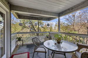 Balcony featuring outdoor dining space
