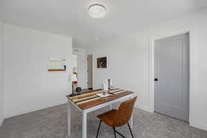 Ensuite bedroom 2  with walk-in closet