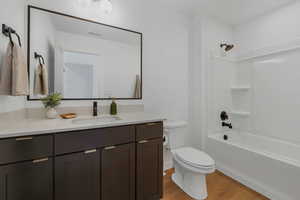 Ensuite bathroom for bedroom 2