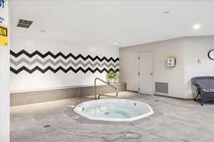 Spa area adjacent to the pool