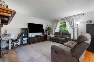 Living area with an office area