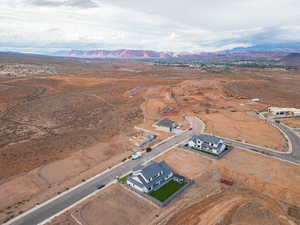 Overview of rural landscape with a desert landscape and mountains