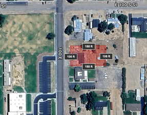 Aerial map of property and surrounding area