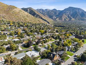 Aerial view of residential area with a mountain backdrop