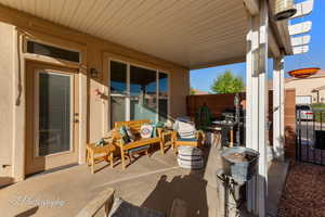 View of patio / terrace featuring outdoor lounge area