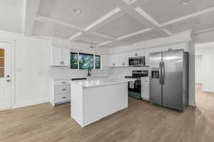 New kitchen, new appliances, new countertops, new cabinets, perfect layout