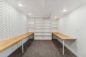 The perfect way to finish a room.