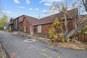 156 and 164 Sandridge