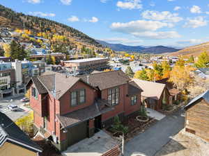 aerial view of both 156 and 164 Sandridge
