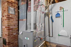 Utility room with heating unit