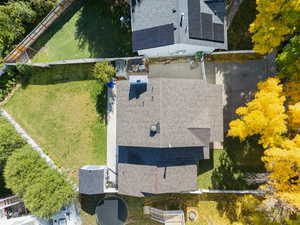 Aerial view of property and surrounding area