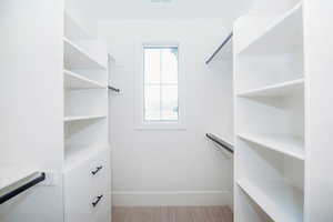 Walk in closet with window