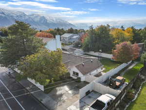 Bird's eye view of a mountainous background