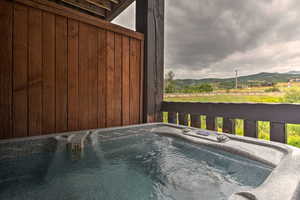Balcony with hot tub off main floor great room