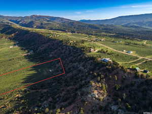 View of property location featuring property parcel outlined and mountains