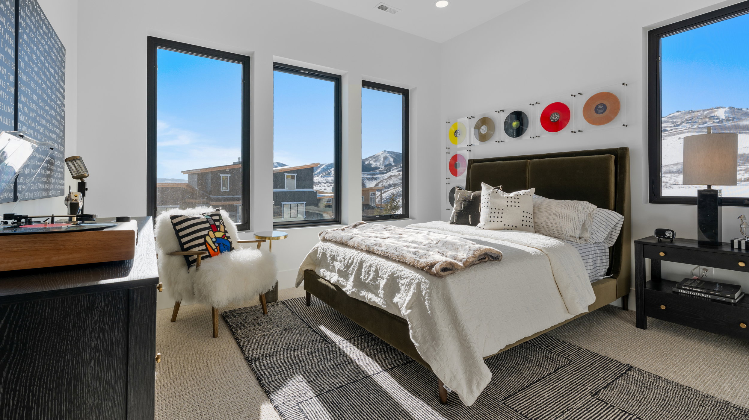 Bedroom with carpet and recessed lighting