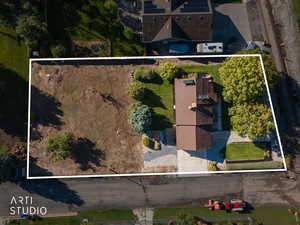 Aerial overview of property's location featuring property boundaries highlighted