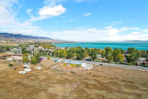 Commercial Building with 1.5 Acres