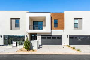 *Photo of a similar unit