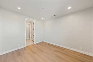 *Photo of a similar unit