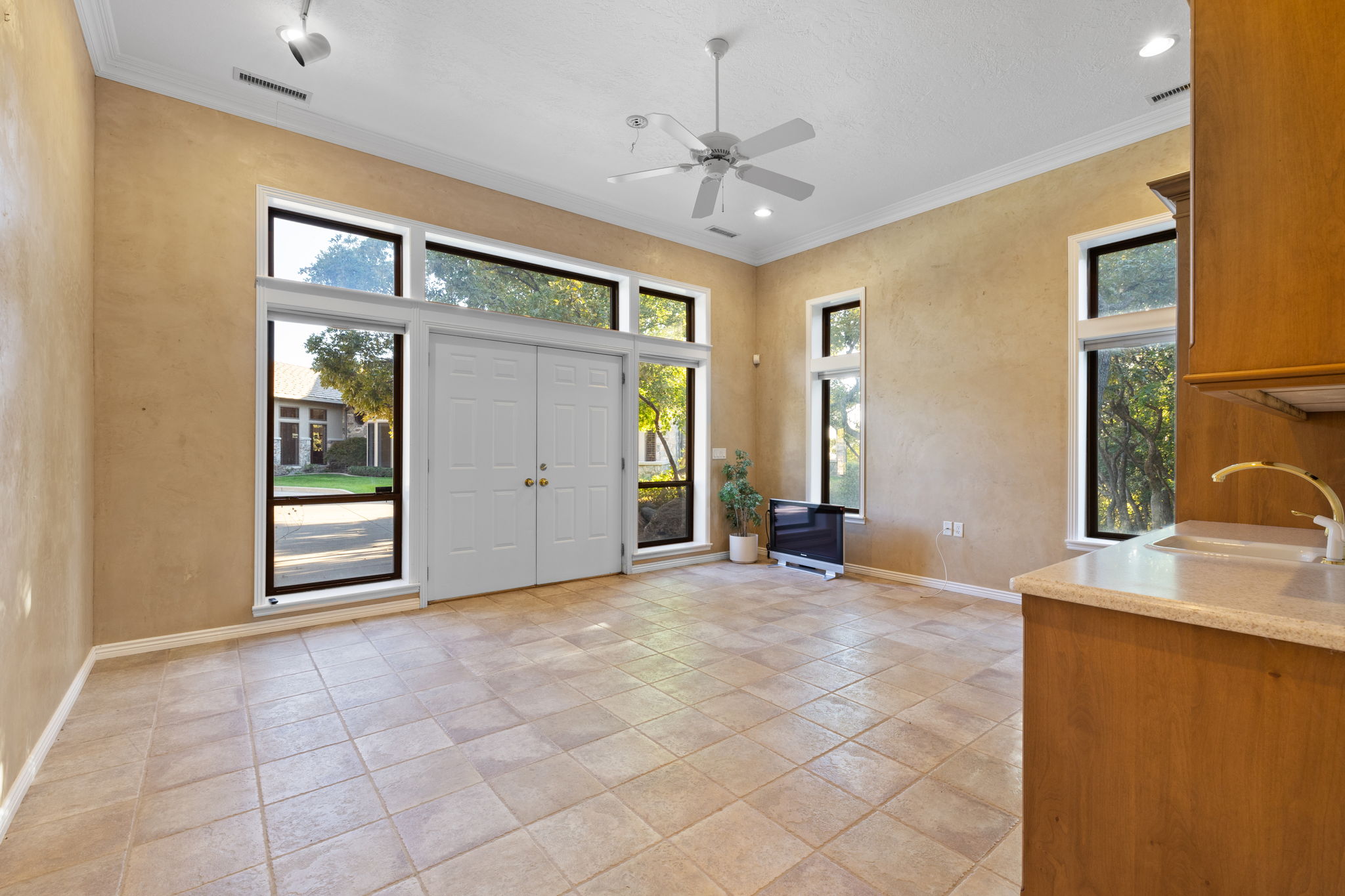 Casita living area