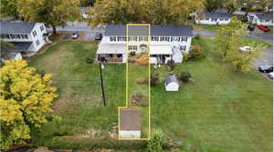 Yellow lines are Not Lot Boundaries - but these are the items that the HOA agrees belong to this unit. Shed + 2 garden boxes.