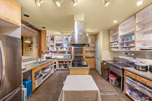 Common house kitchen