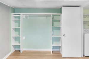 Closet with washer / dryer