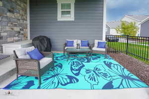 View of patio / terrace featuring outdoor lounge area