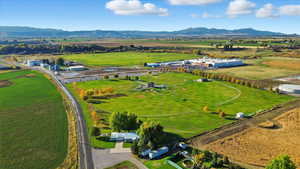 Aerial view of sparsely populated area with mountains