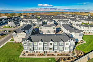 Bird's eye view of a water and mountain view