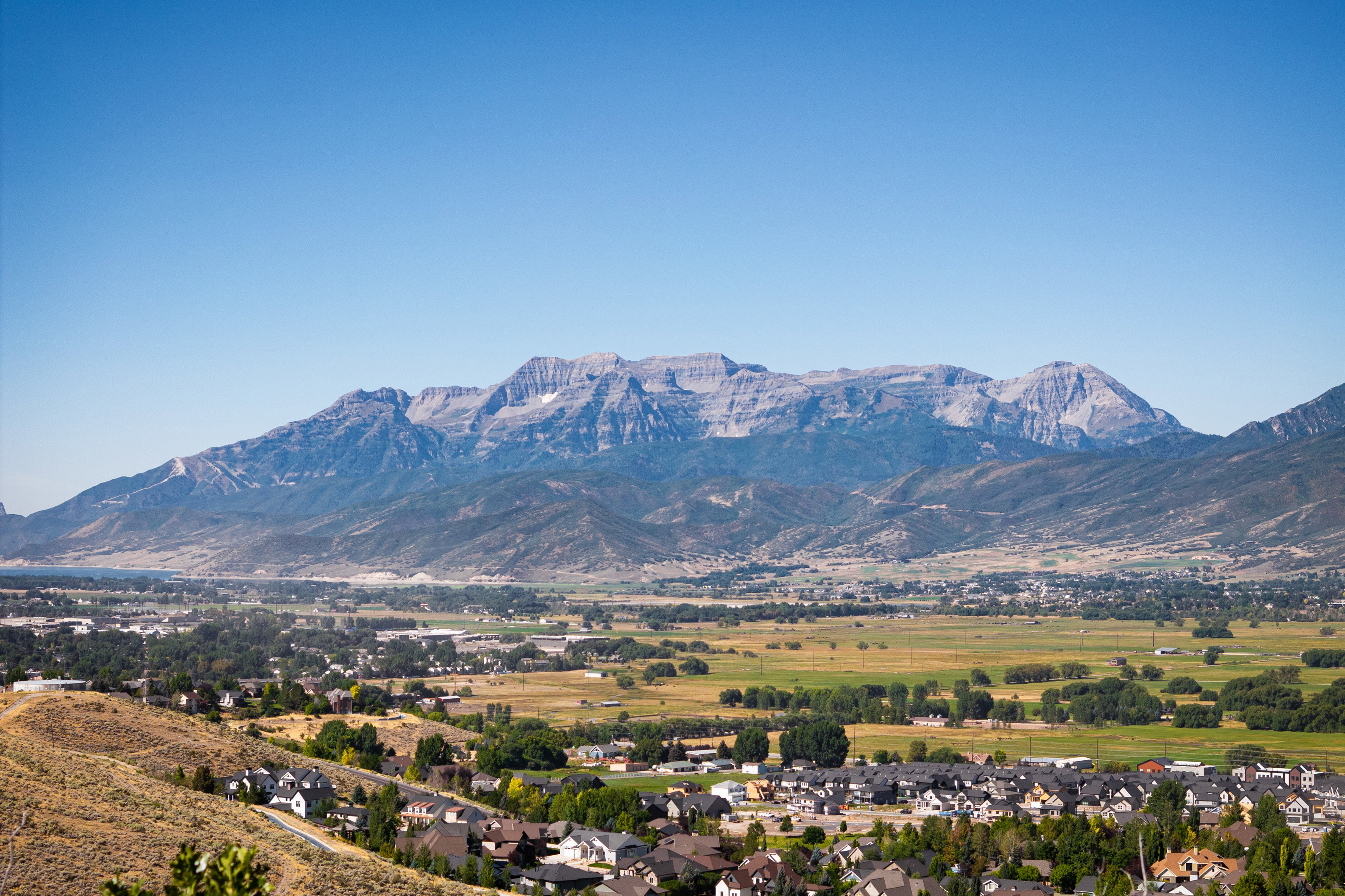 View of mountain background with nearby suburban area