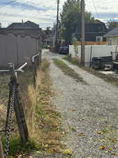 View of dirt / gravel road