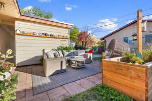 View of patio / terrace with an outdoor hangout area