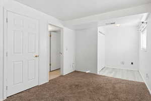 Empty room with light carpet