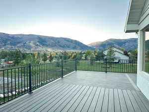 Wrap-around deck with panoramic mountain views