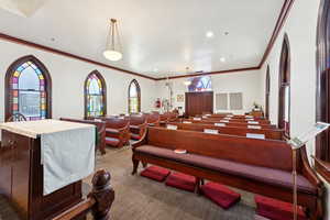 Miscellaneous room featuring crown molding and recessed lighting